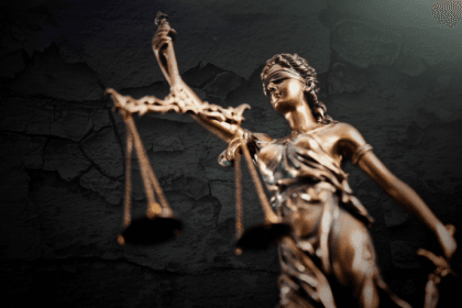 Hebron Costa Cruz de Oliveira mostra como literatura e Direito revelam lições morais que conectam ficção e realidade.